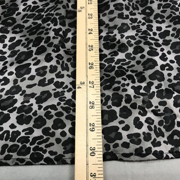 Equipment Femme Shirt Womens Large Gray Leopard Print Silk Button Front Blouse - Picture 8 of 8